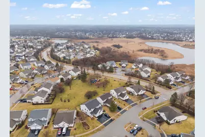 2924 Impressions Drive, Lake in the Hills, IL 60156 - Photo 35