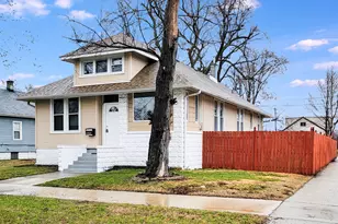 525 Forsythe Ave, Calumet City, IL 60409 - Photo 1