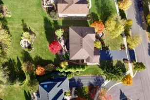 909 King Edward Ave, Saint Charles, IL 60174 - Photo 43