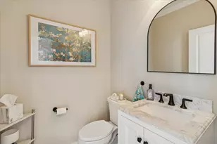 909 King Edward Ave, Saint Charles, IL 60174 - Photo 21