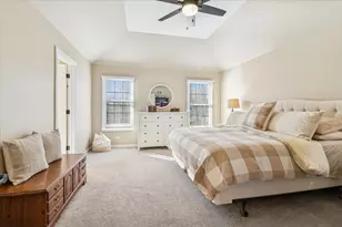 909 King Edward Ave, Saint Charles, IL 60174 - Photo 23