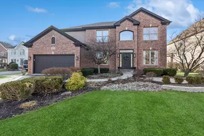 909 King Edward Avenue, Saint Charles, IL 60174 - Photo 1