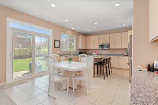 3392 Whirlaway Dr, Northbrook, IL 60062 - Photo 15