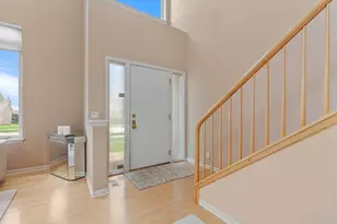 3392 Whirlaway Dr, Northbrook, IL 60062 - Photo 5