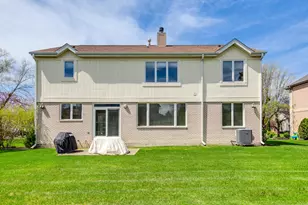 3392 Whirlaway Dr, Northbrook, IL 60062 - Photo 41