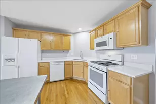 3385 St Michel Ct, Saint Charles, IL 60175 - Photo 11