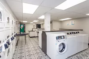 1100 N Dearborn St, Chicago, IL 60610 - Photo 15