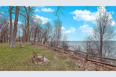 346 E Prospect Avenue, Lake Bluff, IL 60044 - Photo 25