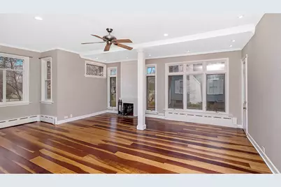 346 E Prospect Avenue, Lake Bluff, IL 60044 - Photo 5