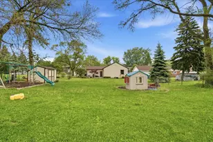 415 Garfield Rd, Ingleside, IL 60041 - Photo 25