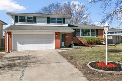 9204 Kedvale Avenue, Oak Lawn, IL 60453 - Photo 1