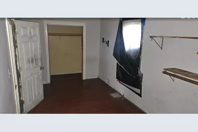 328 W 106th Place, Chicago, IL 60628 - Photo 9