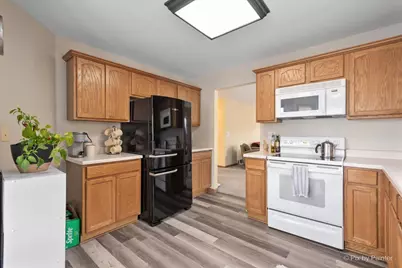 163 McLaren Drive N #163, Sycamore, IL 60178 - Photo 7