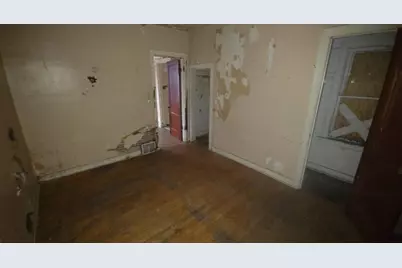 235 W 104th Street, Chicago, IL 60628 - Photo 11