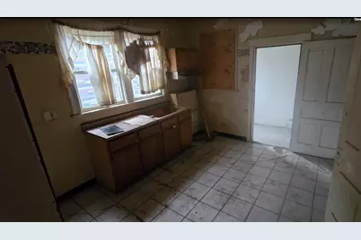 235 W 104th Street, Chicago, IL 60628 - Photo 3