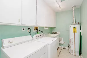 967 Grissom Trail, Elk Grove Village, IL 60007 - Photo 19