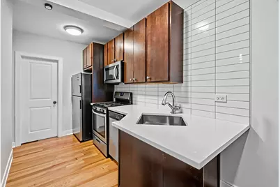 2435 S California Boulevard, Chicago, IL 60623 - Photo 9