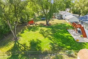 13 S Victoria Ln, Streamwood, IL 60107 - Photo 31