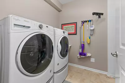 [Address not provided], Gurnee, IL 60031 - Photo 21