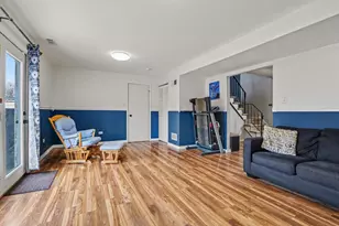 945 Surrey Ct, Joliet, IL 60431 - Photo 7