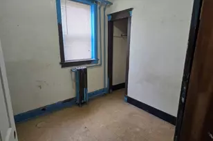 5747 W Superior St, Chicago, IL 60644 - Photo 11