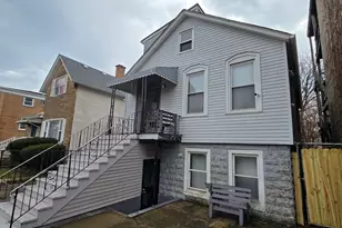 5747 W Superior St, Chicago, IL 60644 - Photo 1