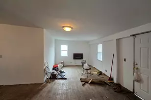 5747 W Superior St, Chicago, IL 60644 - Photo 7