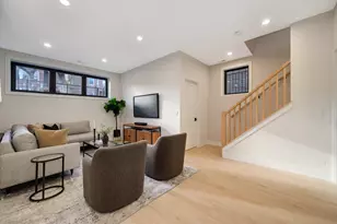 1915 N Wood St, Chicago, IL 60622 - Photo 29