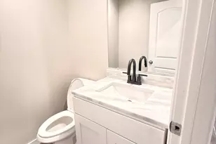 11657 S Racine Ave, Chicago, IL 60643 - Photo 9