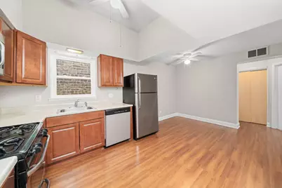 2420 S Oakley Avenue #2, Chicago, IL 60608 - Photo 5