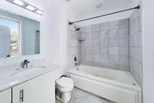 7230 N Oakley Ave, Chicago, IL 60645 - Photo 11