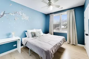 7230 N Oakley Ave, Chicago, IL 60645 - Photo 15