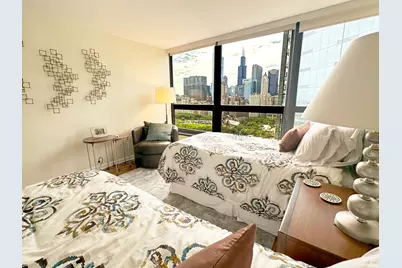 360 E Randolph Street #2304, Chicago, IL 60601 - Photo 21