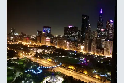 360 E Randolph Street #2304, Chicago, IL 60601 - Photo 9