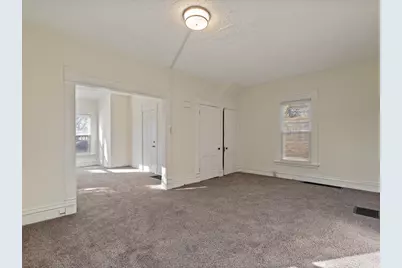 2413 11th Avenue A, Moline, IL 61265 - Photo 9