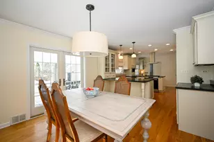 266 Exmoor Ave, Glen Ellyn, IL 60137 - Photo 7