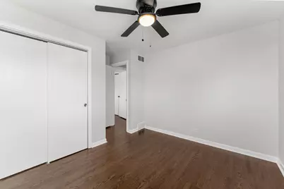 8716 S Merrill Avenue, Chicago, IL 60617 - Photo 15