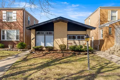8716 S Merrill Avenue, Chicago, IL 60617 - Photo 1