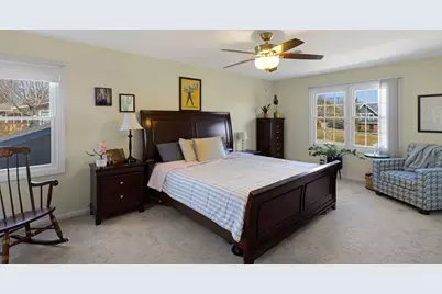 27942 N Lakeview Circle, McHenry, IL 60051 - Photo 15