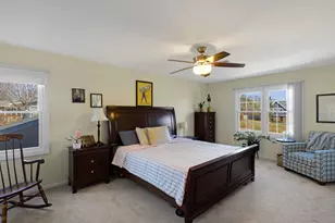 27942 N Lakeview Cir, McHenry, IL 60051 - Photo 15