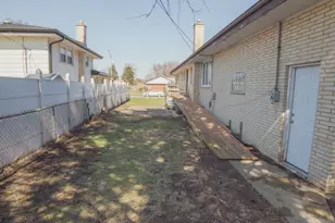 6201 W 90th Pl, Oak Lawn, IL 60453 - Photo 31