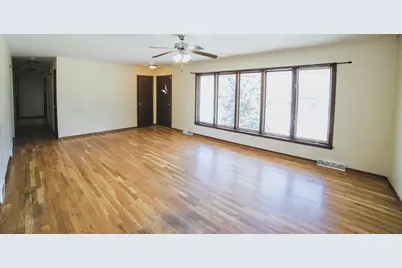 6201 W 90th Place, Oak Lawn, IL 60453 - Photo 7