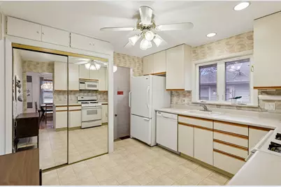 124 Harlem Avenue, Glenview, IL 60025 - Photo 7