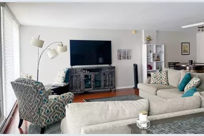 40 N Tower Road #7L, Oak Brook, IL 60523 - Photo 7