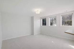 1891 Admiral Ct, Glenview, IL 60026 - Photo 13