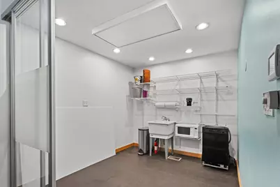 1608 W Cornelia Avenue, Chicago, IL 60657 - Photo 13