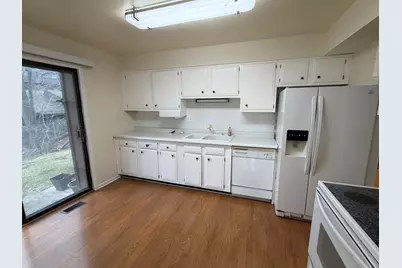 1S055 Spring Road #1C, Oakbrook Terrace, IL 60181 - Photo 9