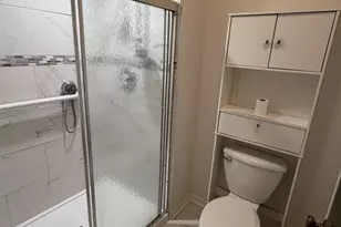 1S055 Spring Rd, Oakbrook Terrace, IL 60181 - Photo 9