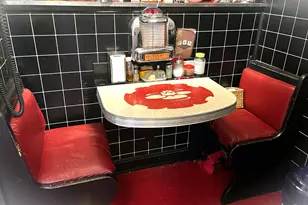 711 Bluff City Blvd, Elgin, IL 60120 - Photo 5