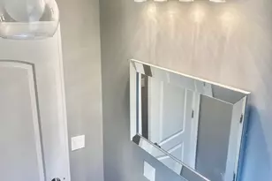 7806 S Rhodes Ave, Chicago, IL 60619 - Photo 11